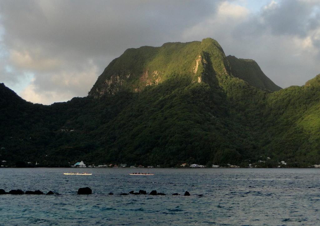 Sadie Thompson Inn Pago Pago ภายนอก รูปภาพ
